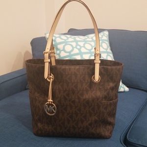 Michael Kors tote